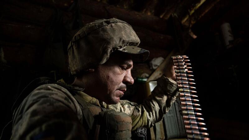 Die Lage für die ukrainischen Soldaten rund um Awdijiwka ist nach Einschätzung des Generalstabs schwierig.