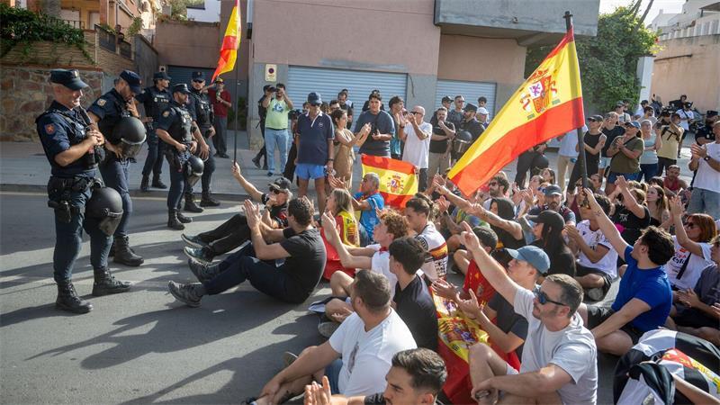 Spanien bittet Frontex um Hilfe bei Migrationskrise in Ceuta Die Lage in Spaniens Nordafrika-Exklave Ceuta ist zunehmend angespannt. Einheimische fordern die gewaltsame Rückführung von Migranten nach Marokko.