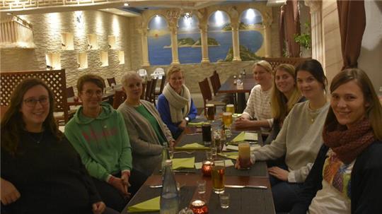 Die Landfrauen treffen sich regelmäßig zum Stammtisch.