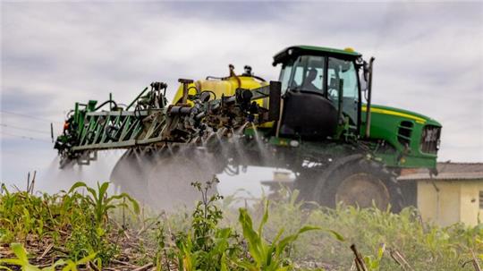 Die Landwirtschaft ist einer Studie zufolge für 74 Prozent des menschlichen Lachgas-Ausstoßes verantwortlich (Symbolbild).
