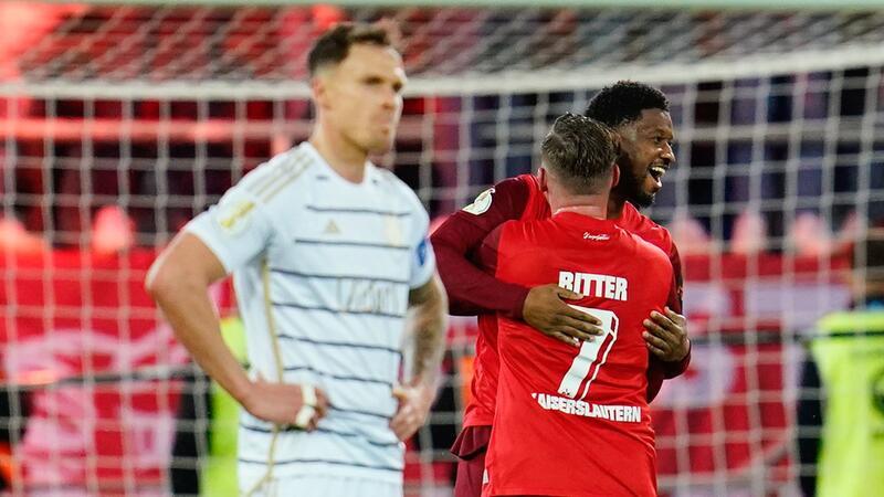 FCK stoppt Saarbrückens Durchmarsch: „Tut jetzt extrem weh“ Die Lauterer Torschützen: Almamy Touré (hinten) und Marlon Ritter.