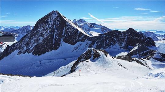 Die Lawine ging abseits der gesicherten Pisten ab. (Archivbild)