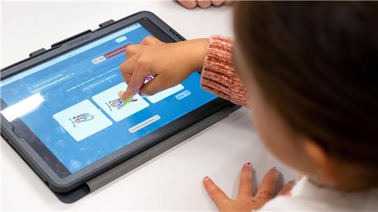 Die Lernstandserhebungen werden nicht benotet. (Archivbild)