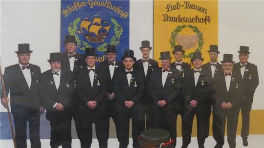 Die Liebfrauenbrüderschaft und die Schiffergesellschaft laden zum legendären Tonnenball ein. Vorn ist der Namensgeber zu sehen - die rollende Tonne.
