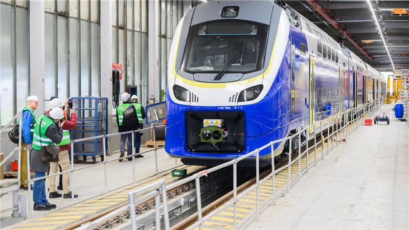 Die Lieferung der neuen Alstom-Züge vom Typ Coradia Max ist zu einer jahrelangen Posse geworden. (Archivbild)
