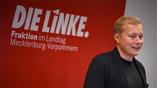 Die Linke stimmt nach einer mehrstündigen Landesvorstandssitzung für Koalitionsverhandlungen mit SPD und Grünen. (Archivbild)