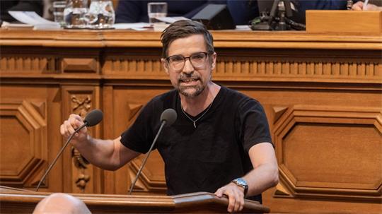 Die Linke wirft dem Senat in der Finanzverwaltung eine verfehlte Personalpolitik vor. (Archiv) 
