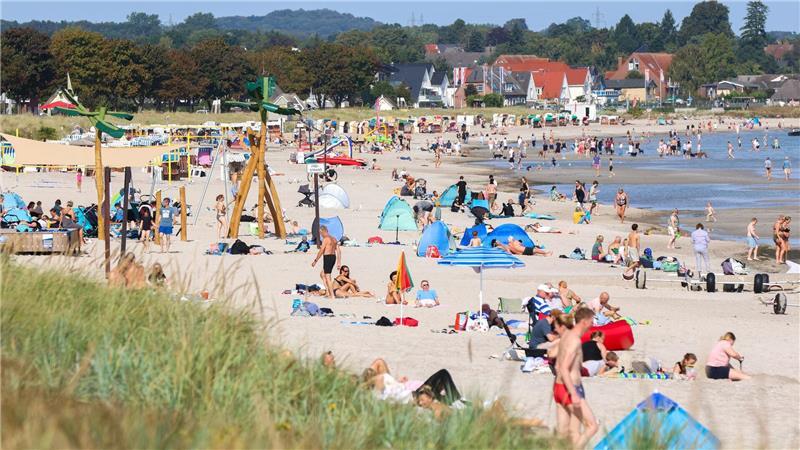 Die Lübecker Bucht wurde von vielen genutzt, um noch mal vor Herbstbeginn die Ostsee zu besuchen.