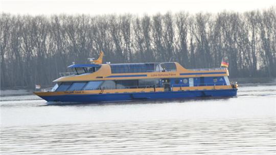 Die Lühe-Schulau-Fähre wechselt in den Winterfahrplan.