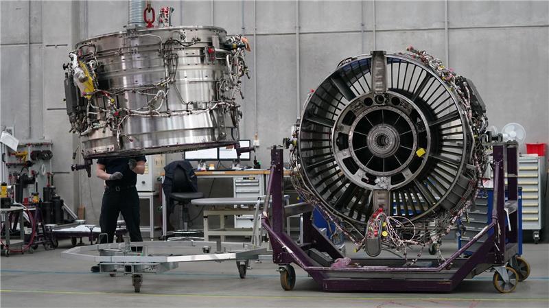 Kosten dämpfen Ergebnis der Lufthansa Technik Die Lufthansa Technik steigerte im vergangenen Geschäftsjahr den Umsatz auf einen Rekordwert.