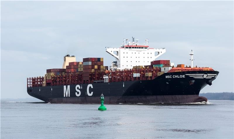 Schiff der Woche: Auf der Fahrt von Afrika nach Europa Die „MSC Chloe“ gehört mit 300 Metern Länge zur Mittelklasse der MSC-Reederei. Foto: Löffler