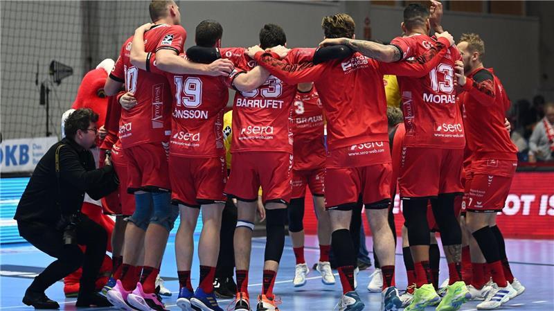 Melsungen bleibt nach Sieg in Hannover im Titelrennen Die MT Melsungen hat das Topspiel in der Handball-Bundesliga bei der TSV Hannover-Burgdorf gewonnen.