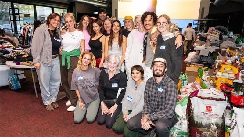 Irgendwie nützlich machen: Wie L.A. nach den Bränden hilft Die Macher des Venice Helping Hub kannten sich bis vor einer Woche noch gar nicht.