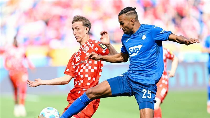Mainz büßt Königsklassen-Platz ein - 0:2 bei Hoffenheim Die Mainzer Stürmer fanden kaum ein Durchkommen.