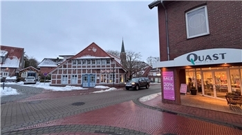 Die Marktstraße in Harsefeld verliert Ende 2026 mit dem bevorstehenden Abschied von Quast einen ihrer Eckpfeiler.