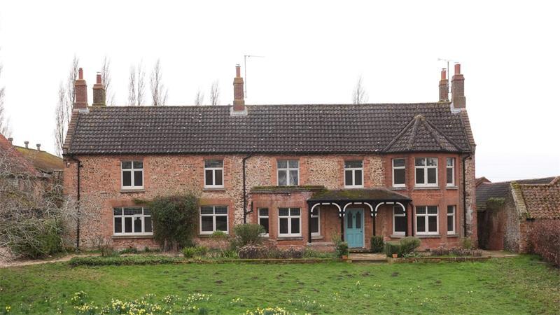 Auszug aus Royal Lodge: Andrew kassiert Entschädigung Die Marsh-Farm auf dem Gelände des royalen Landsitzes Sandringham Estate ist deutlich bescheidender als die Royal Lodge. (Archivbild)