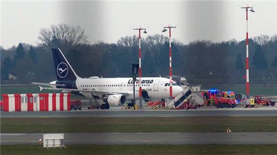 Die Maschine der Lufthansa auf dem Weg nach Göteborg musste aufgrund einer rauchenden Kaffeemaschine ihre Reise in Hamburg beenden.