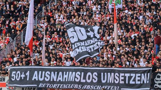 Die Meinung vieler Fans zur 50+1-Regel ist klar. (Archivbild)