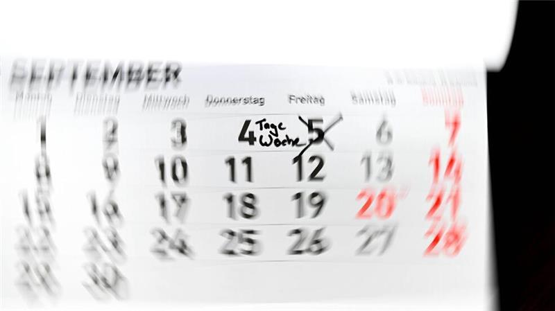 4-Tage-Woche ohne Lohneinbußen? Initiative stellt Studie vor Die Meinungen zur Vier-Tage-Woche sind gespalten.