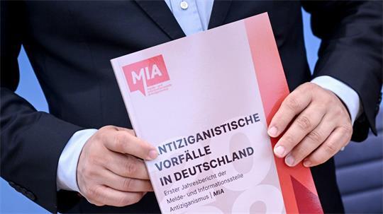Die Melde- und Informationsstelle Antiziganismus stelle den zweiten Jahresbericht für Schleswig-Holstein vor. (Symbolbild)