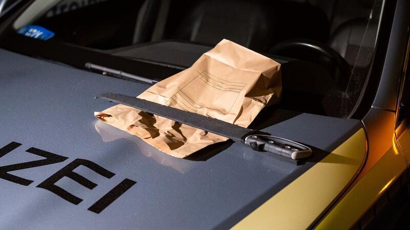 Die Messergewalt bereitet in Hamburg weiterhin Probleme, sagt Polizeipräsident Falk Schnabel. (Symbolbild)