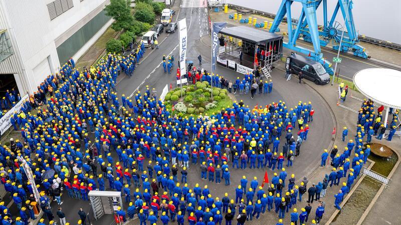 Koalitionsfraktionen bekunden Unterstützung für Meyer Werft Die Meyer Werft braucht die Hilfe von Bund und Land, um zu überleben. (Archivbild)