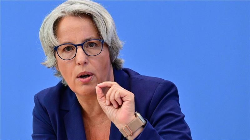 Kindesmissbrauch: „Im Netz explodiert das Risiko“ Die Missbrauchsbeauftragte des Bundes, Kerstin Claus, fordert in eindringlichen Worten mehr Kinderschutz: „Im Netz explodiert das Risiko sexualisierter Gewalt.“