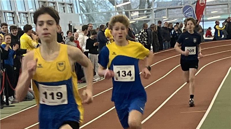 BSV-Athleten trumpfen bei den Landesmeisterschaften auf Die Mittelstreckler Mats Finger (119) und Liam Timm (134) machten Tempo.
