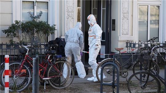 Die Mordkommission und die Abteilung für Kapitaldelikte der Staatsanwaltschaft ermitteln.