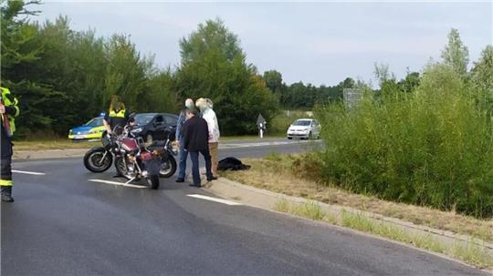 Die Motorradfahrer wurden leicht verletzt. Foto: Feuerwehr Otterndorf