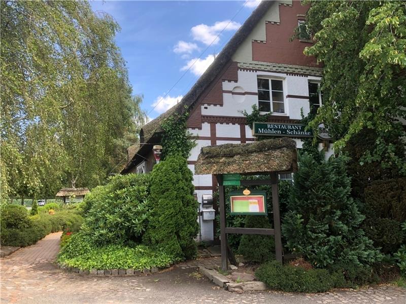 Mühlenschänke in Grefenmoor geschlossen – Gasthaus-Ära an B 73 endet Die Mühlenschänke Grefenmoor an der B 73 war lange Jahre eine beliebte Gaststätte. Jetzt ist endgültig Schluss. Foto: Klempow