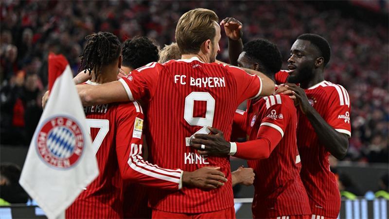 Spätes BVB-Tor stoppt die Bayern: 2:2 im Topspiel Die Münchner zeigen nach zwei Ausfällen eine starke Reaktion.