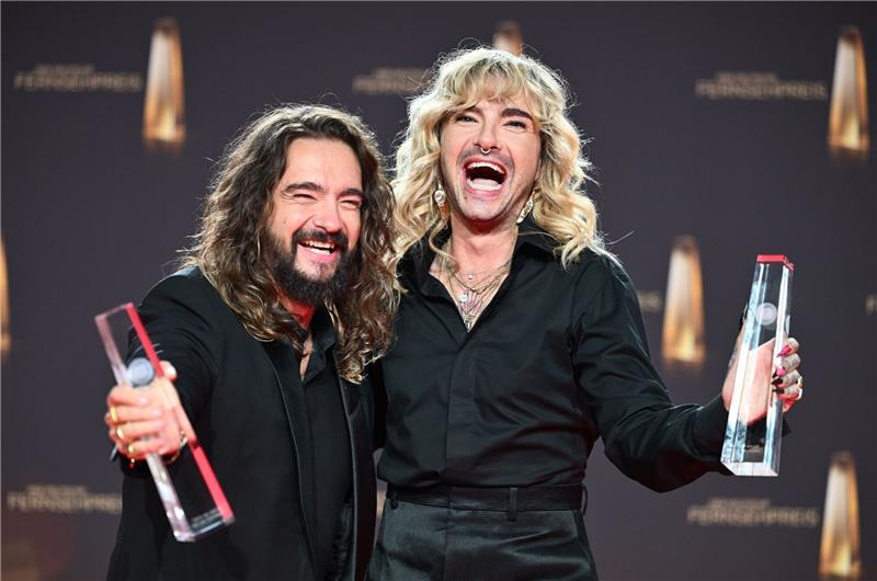 Die Musiker Tom (l) und Bill Kaulitz gewannen den Deutschen Fernsehpreis.
