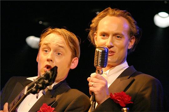 Die Musiker von Bidla Buh versprechen humorvolle Unterhaltung am Silvesterabend.