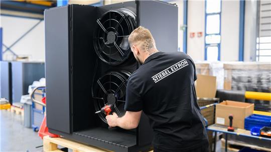 Die Nachfrage nach Wärmepumpen boomt aktuell - doch wie lange noch? (Archivbild)