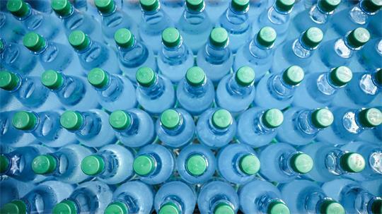 Die Nachfrage vor allem nach alkoholfreien Getränken ist derzeit hoch. (Symbolbild) 