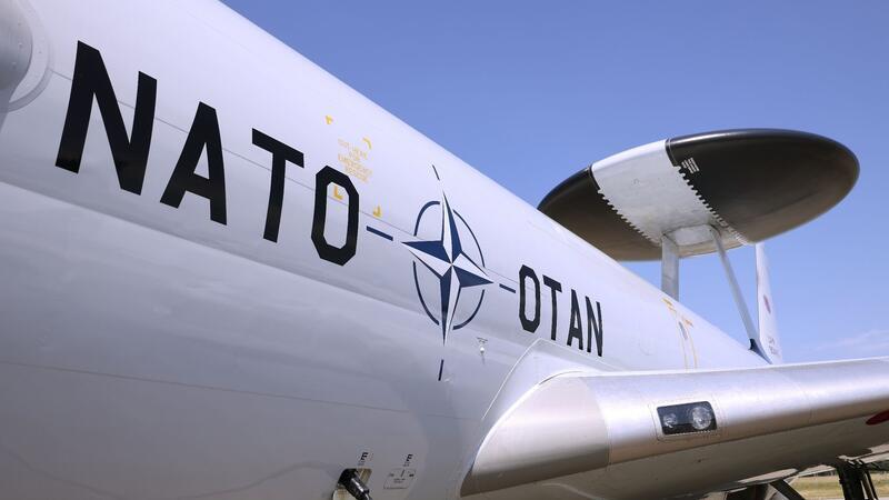 Die Nato plant ein Großmanöver.