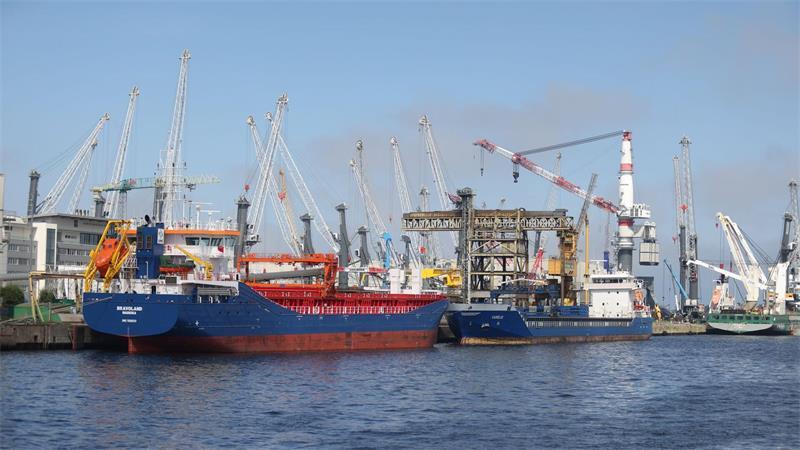 Nordischer Schulterschluss bei Häfen – Bund soll mehr zahlen Die Nord-Regierungschefs haben ihre Forderung bekräftigt, dass der Bund seine Finanzmittel für den Ausbau der Häfen deutlich erhöhen müsse. (Archivbild)