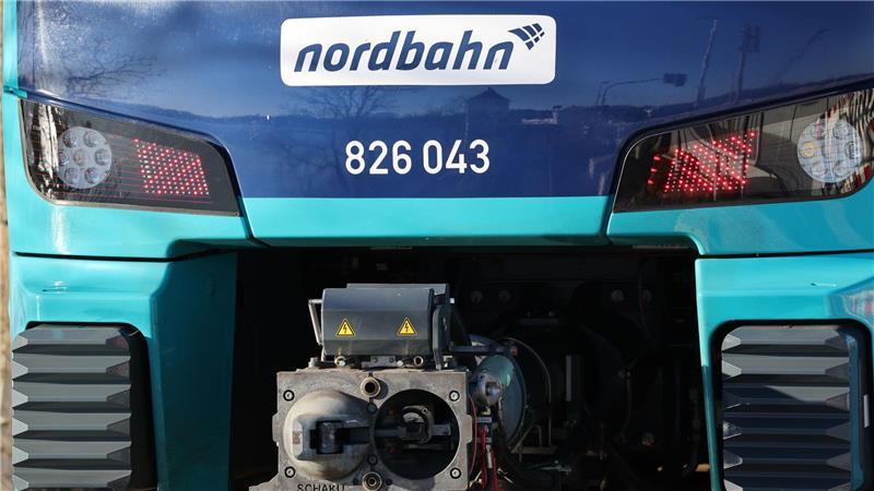 Die Nordbahn hat alle Zugfahrten am Freitag zunächst abgesagt. (Archivbild)