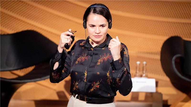 Die Oppositionsführerin Swetlana Tichanowskaja aus Belarus nahm 2020 an einer Panel-Diskussion der Deutschen Gesellschaft für Osteuropakunde in Berlin teil. (Archivfoto)