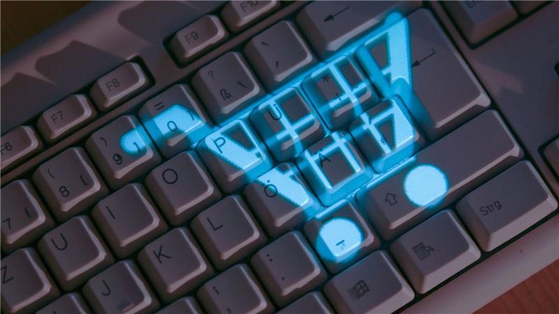Bankkunden sollen mehr Rechte beim Dispo bekommen Die Option „Buy-now-pay-later“ ist vor allem bei jungen Konsumenten und Konsumentinnen beliebt. (Symbolbild)