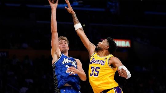 Die Orlando Magic wirken mit Franz Wagner (l) diese Saison wieder konkurrenzfähig.