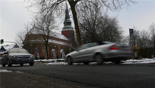 Die Ortsdurchfahrt Steinkirchen (L140) soll saniert werden.