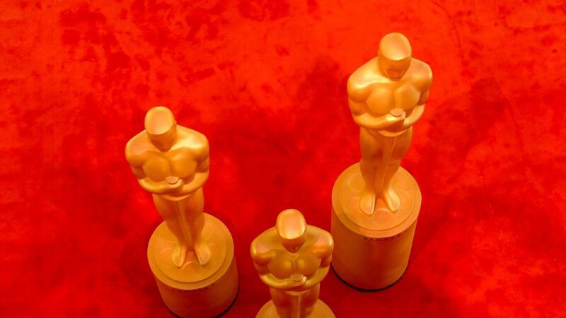 Warmlaufen für die Oscar-Nacht - Roter Teppich liegt bereit Die Oscars werden in der Nacht zu Montag vergeben.