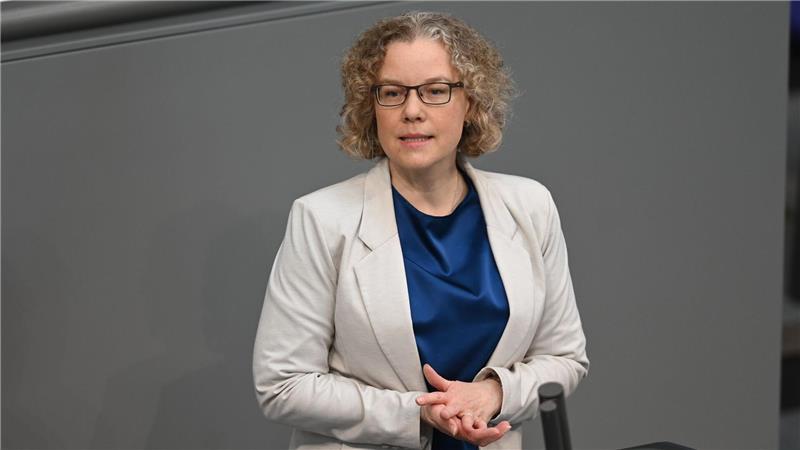 Die Parlamentarierin Verlinden (Grüne) findet die vorgelegten Argumente für die Neubaustrecke „transparent und überzeugend“. (Archivbild)