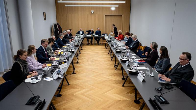 Die Pflege-Expertenkommission soll bis Ende Januar Vorschläge vorlegen.