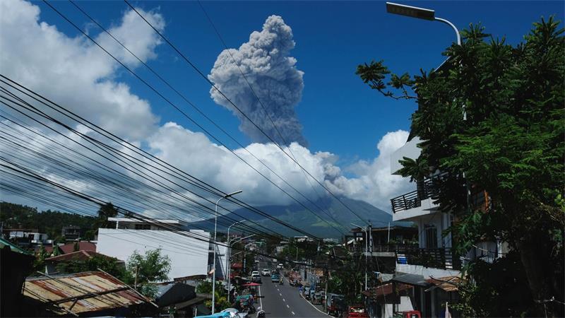 Die Philippinen liegen auf dem Pazifischen Feuerring, der geologisch aktivsten Zone der Erde. 