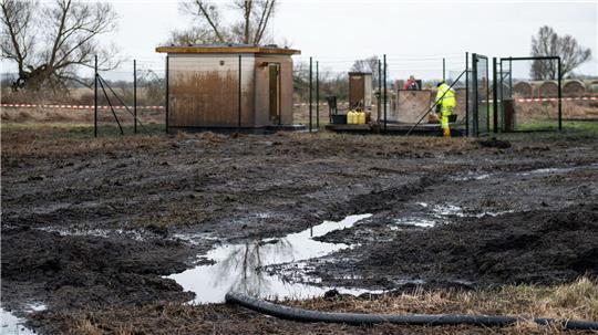 Die Pipeline von Rostock nach Schwedt ist nach dem Austritt von Öl aus einem Leck wieder in Betrieb. (Archivbild)