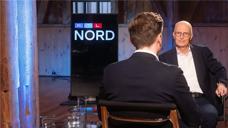 Die Politik müsse zunächst Wege finden, den Klimaentscheid sozialverträglich umzusetzen, sagte der Bürgermeister.