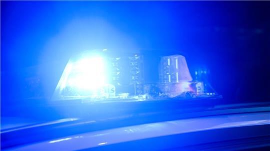 Die Polizei bittet Verkehrsteilnehmende, den betroffenen Bereich zu meiden und alternative Routen zu nutzen. (Symbolbild)